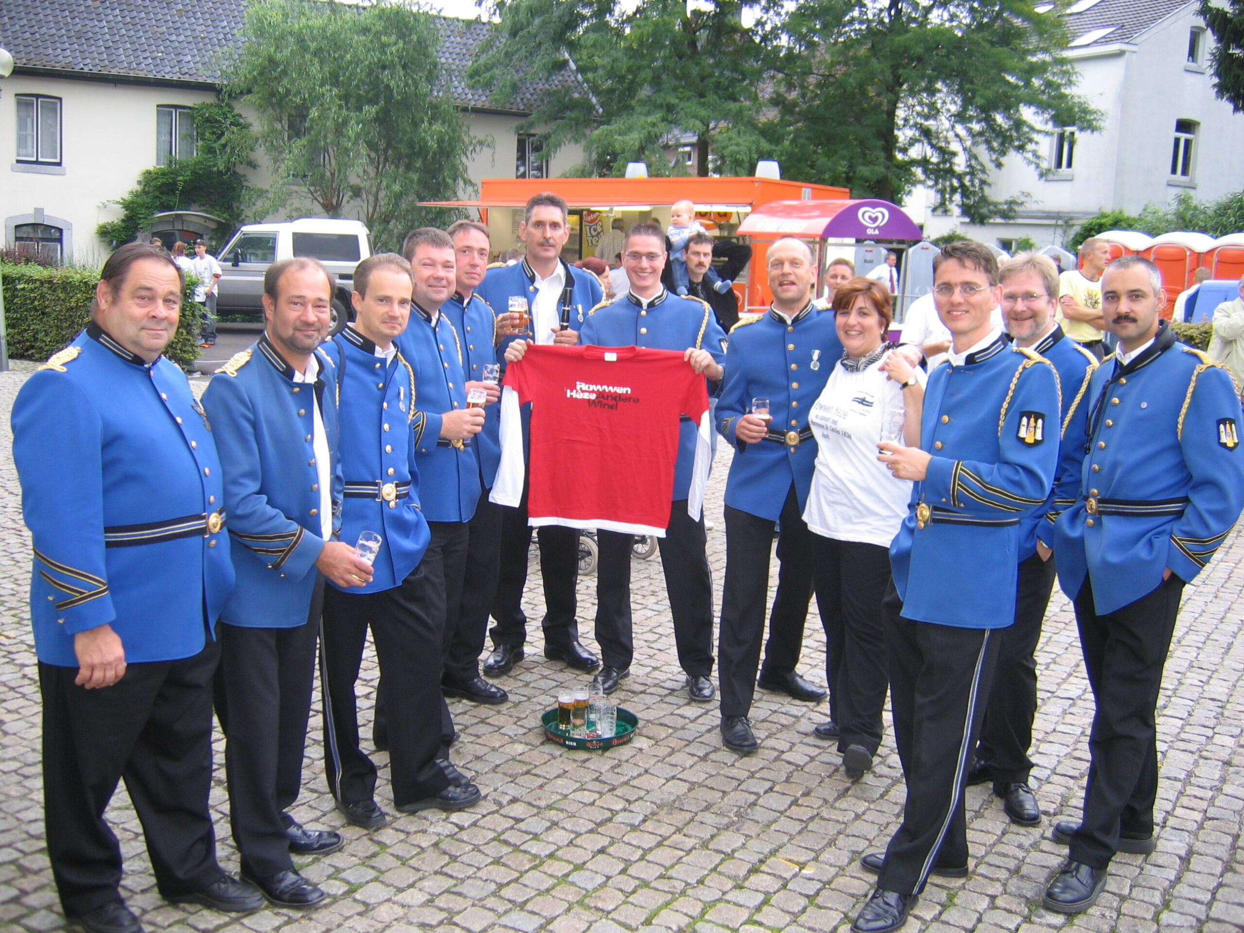 Concert met Rowwen Hèze en harmonie St. Cecilia in Vaals, 2005 – foto 5