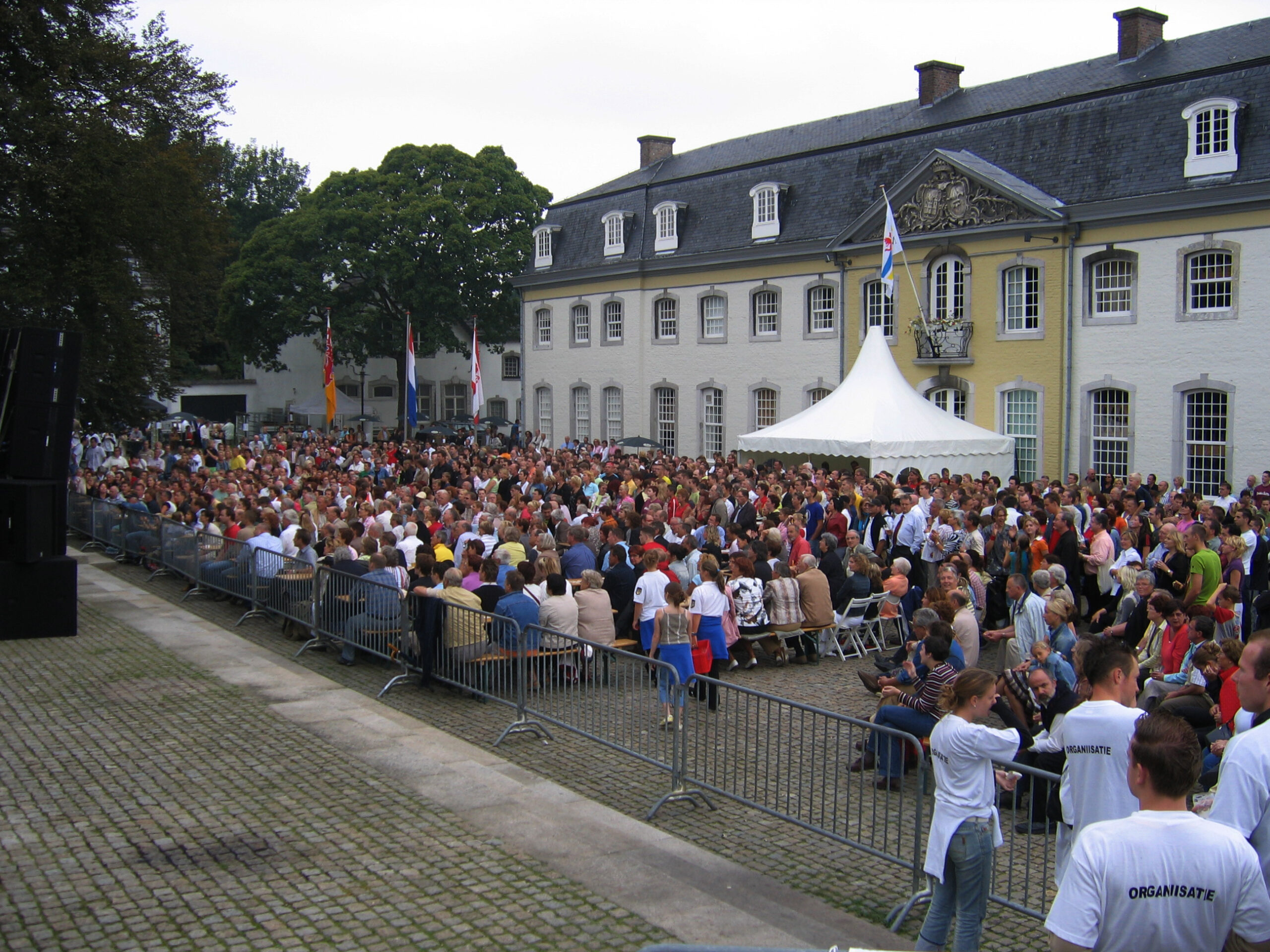 Concert met Rowwen Hèze en harmonie St. Cecilia in Vaals, 2005 – foto 9