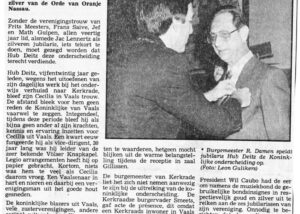 Origineel krantenknipsel: Ceciliafeest 1985 – zes jubilarissen en koninklijk zilver voor Hub Deitz