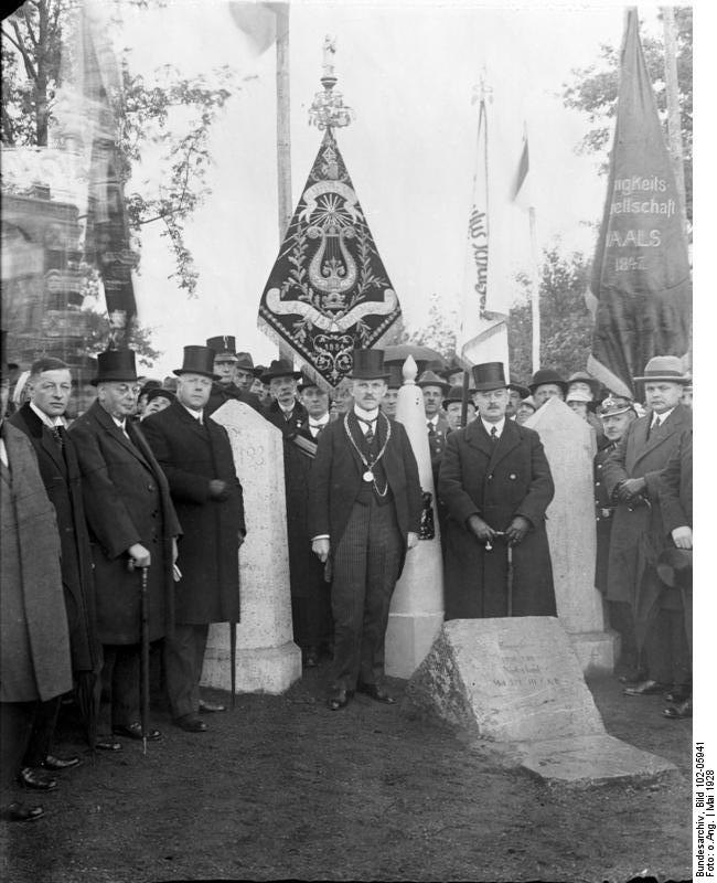 Einweihung Grenzdenkmal Drielandenpunt