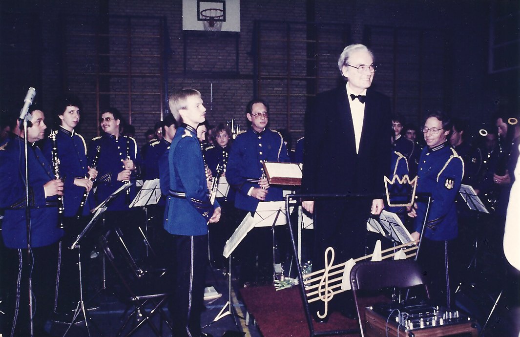 Concert met Herzet in turnhal Lindenstraat — archiefbeeld 2