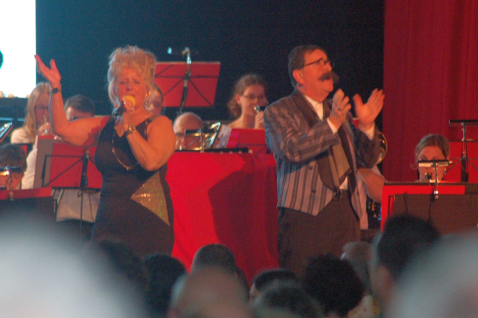 HDCR Carnavalsrevue Vruuij diesj nit — archiefbeeld 3